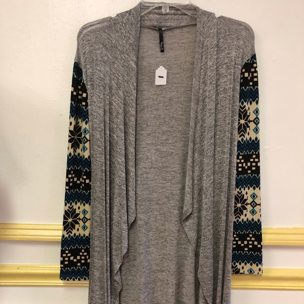 Cardigan with tribal print sleeves